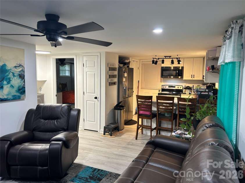 925 Austin Road, Marshville, NC 28103.  MLS# CAR4409840, YatesRealty ID 40909. 