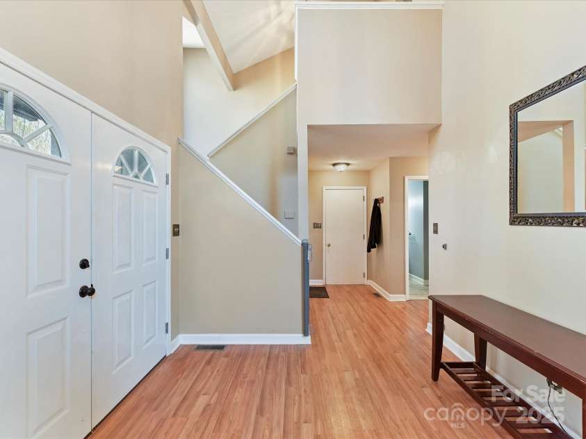 13424 Portside Court, Charlotte, NC 28278.  MLS# CAR4232675, YatesRealty ID 4091. 