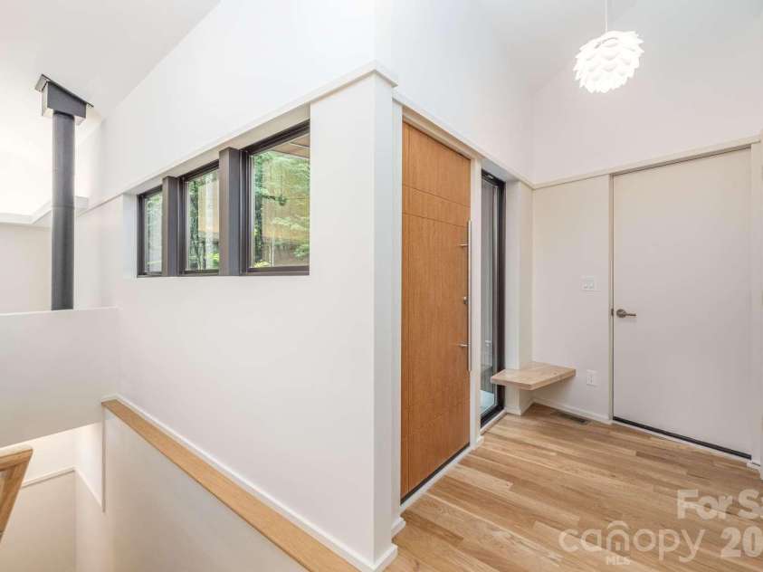 108 Truman Place, Asheville, NC 28803.  MLS# CAR4409484, YatesRealty ID 40914. 