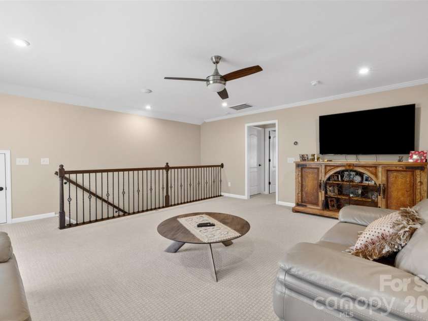 5220 Sweet Fig Way, Fort Mill, SC 29715.  MLS# CAR4342999, YatesRealty ID 40915. 