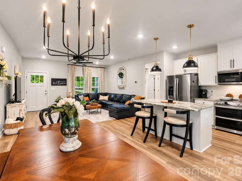 1002 Westminster Drive, Statesville, NC 28677.  MLS# CAR4400811, YatesRealty ID 40917. 