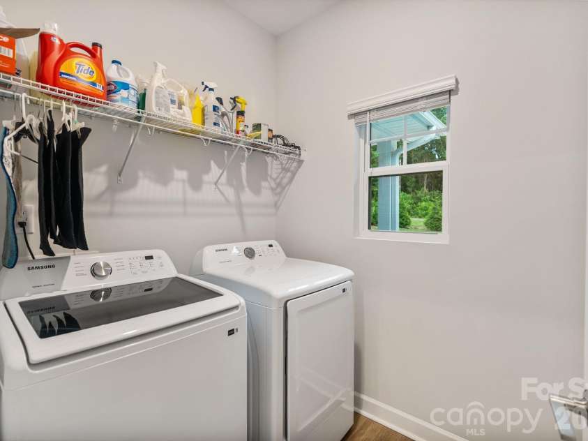 1002 Westminster Drive, Statesville, NC 28677.  MLS# CAR4400811, YatesRealty ID 40917. Laundry Room