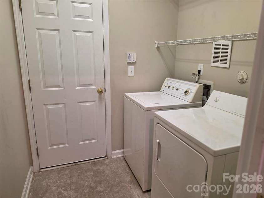 4715 Stoney Brook Lane, Harrisburg, NC 28075.  MLS# CAR4408041, YatesRealty ID 40919. Laundry Room