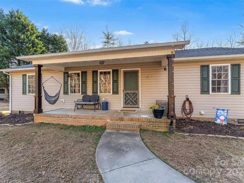 2765 Hollybrook Lane, Morganton, NC 28655.  MLS# CAR4331669, YatesRealty ID 4092. 