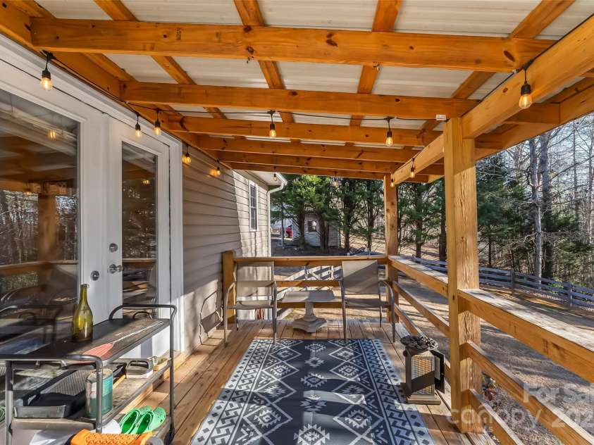 2765 Hollybrook Lane, Morganton, NC 28655.  MLS# CAR4331669, YatesRealty ID 4092. 