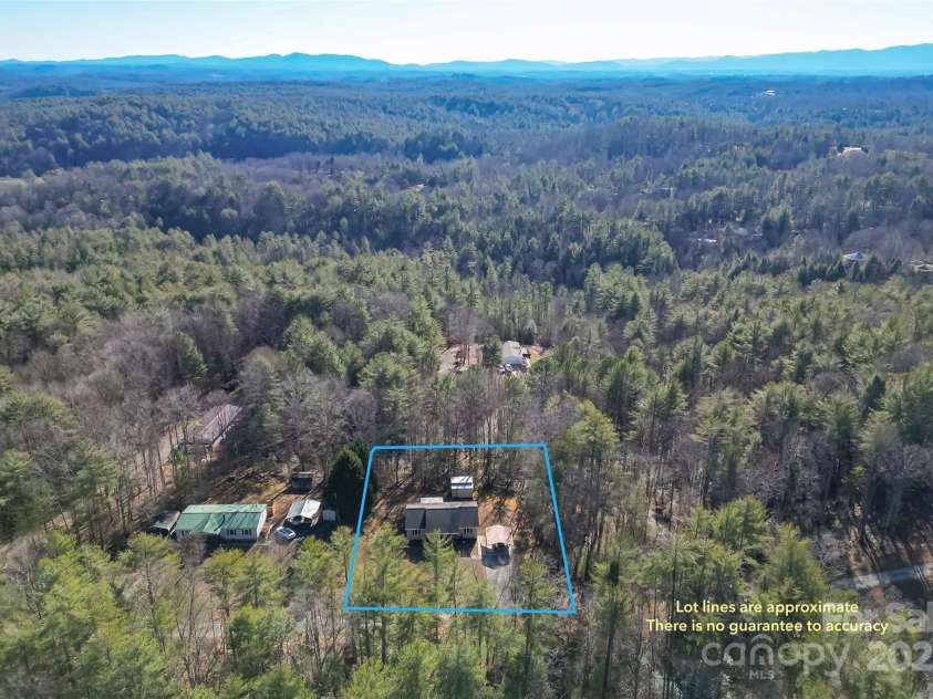 2765 Hollybrook Lane, Morganton, NC 28655.  MLS# CAR4331669, YatesRealty ID 4092. 