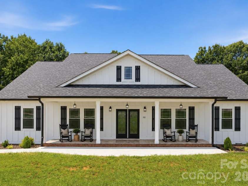 102 Obando Drive, Lawndale, NC 28090.  MLS# CAR4408949, YatesRealty ID 40920. 