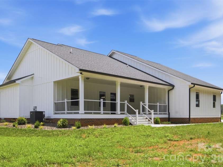 102 Obando Drive, Lawndale, NC 28090.  MLS# CAR4408949, YatesRealty ID 40920. 