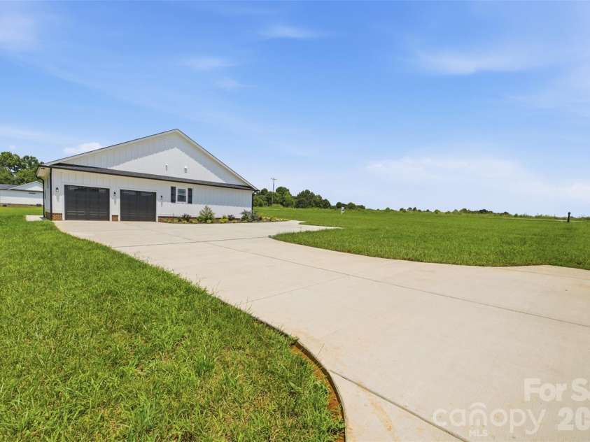 102 Obando Drive, Lawndale, NC 28090.  MLS# CAR4408949, YatesRealty ID 40920. 