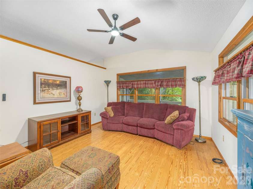 212 Torda Trace, Waynesville, NC 28786.  MLS# CAR4409422, YatesRealty ID 40921. 