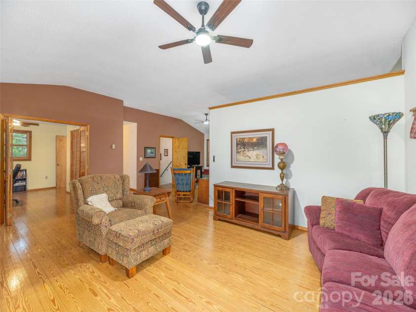 212 Torda Trace, Waynesville, NC 28786.  MLS# CAR4409422, YatesRealty ID 40921. 