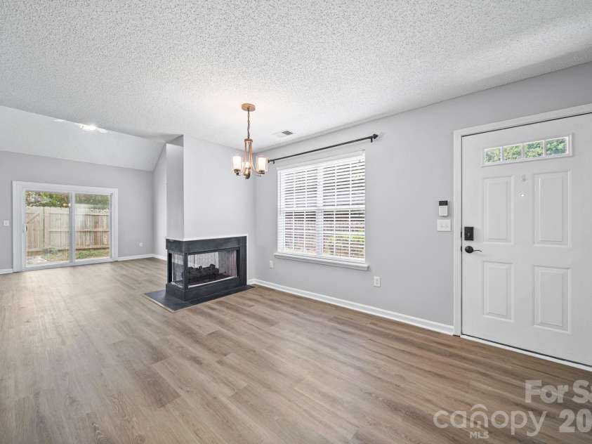 9720 Mattforest Circle, Charlotte, NC 28277.  MLS# CAR4410039, YatesRealty ID 40923. 