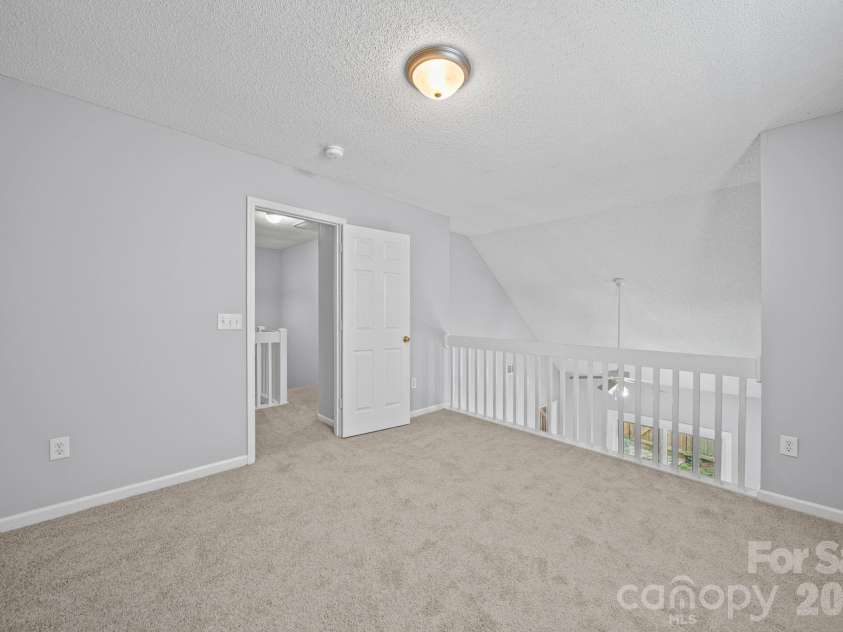 9720 Mattforest Circle, Charlotte, NC 28277.  MLS# CAR4410039, YatesRealty ID 40923. 