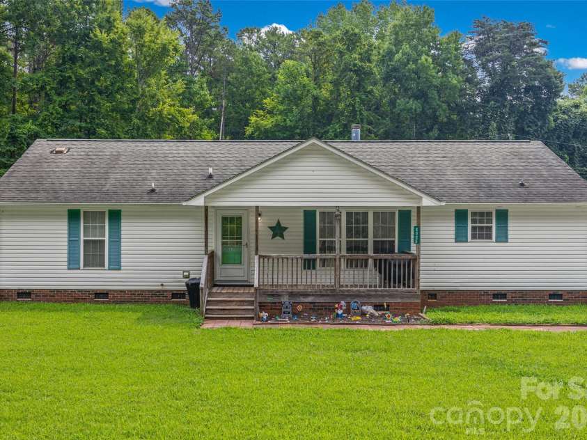 5440 Winden Road, Rock Hill, SC 29732.  MLS# CAR4409458, YatesRealty ID 40924. 