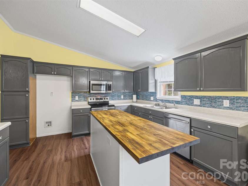5440 Winden Road, Rock Hill, SC 29732.  MLS# CAR4409458, YatesRealty ID 40924. 