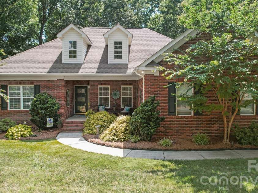 2905 Telefair Lane, Monroe, NC 28110.  MLS# CAR4405891, YatesRealty ID 40926. 