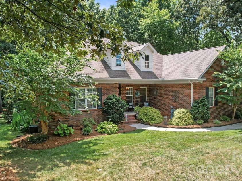 2905 Telefair Lane, Monroe, NC 28110.  MLS# CAR4405891, YatesRealty ID 40926. 