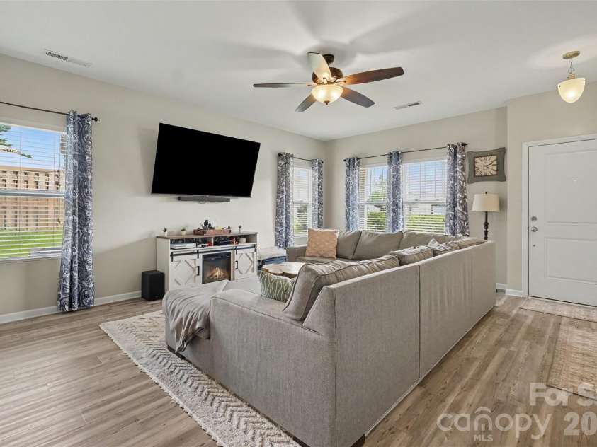 1945 Quill Court, Kannapolis, NC 28083.  MLS# CAR4409683, YatesRealty ID 40927. 