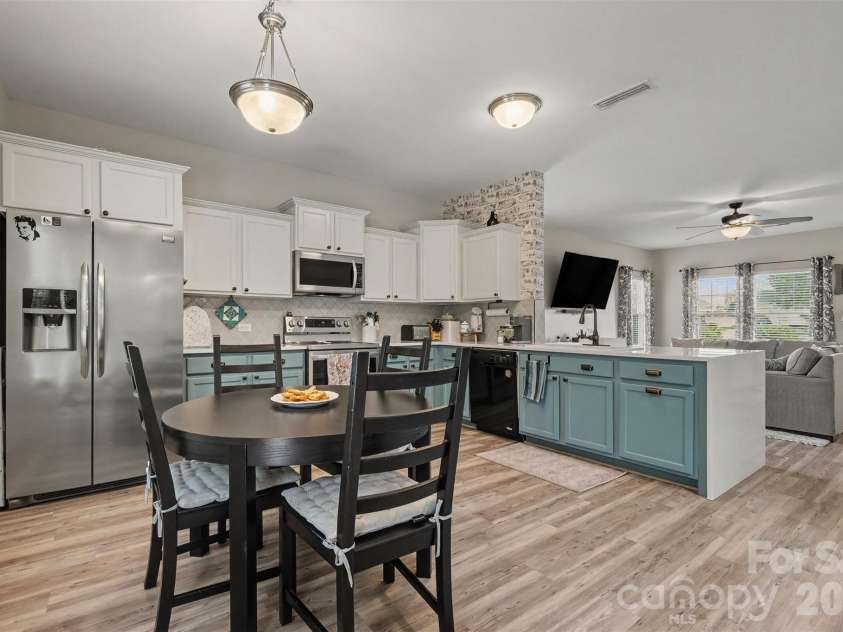 1945 Quill Court, Kannapolis, NC 28083.  MLS# CAR4409683, YatesRealty ID 40927. 