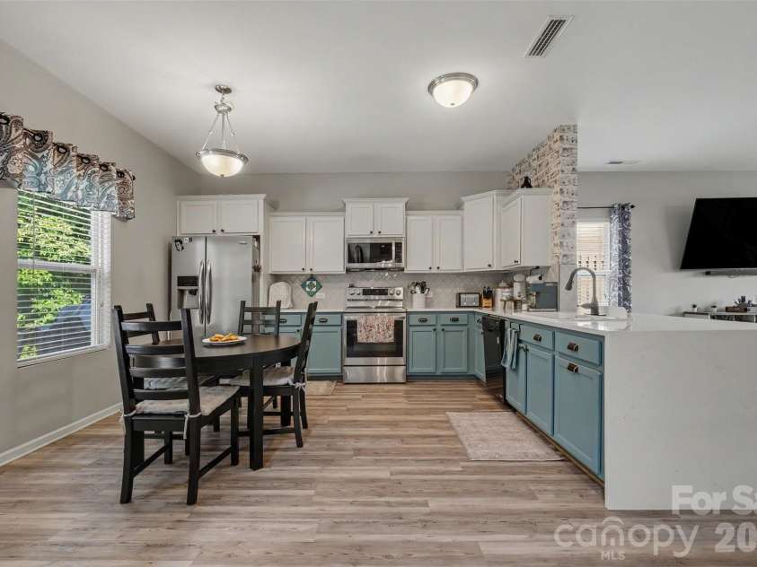 1945 Quill Court, Kannapolis, NC 28083.  MLS# CAR4409683, YatesRealty ID 40927. 