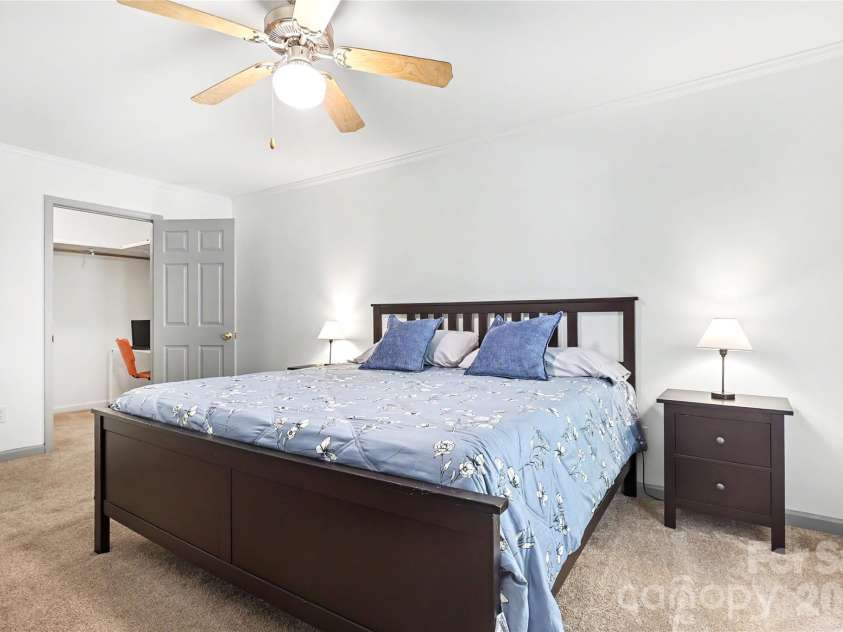 294 Riverview Boulevard, Lexington, NC 27292.  MLS# CAR4403702, YatesRealty ID 40929. 