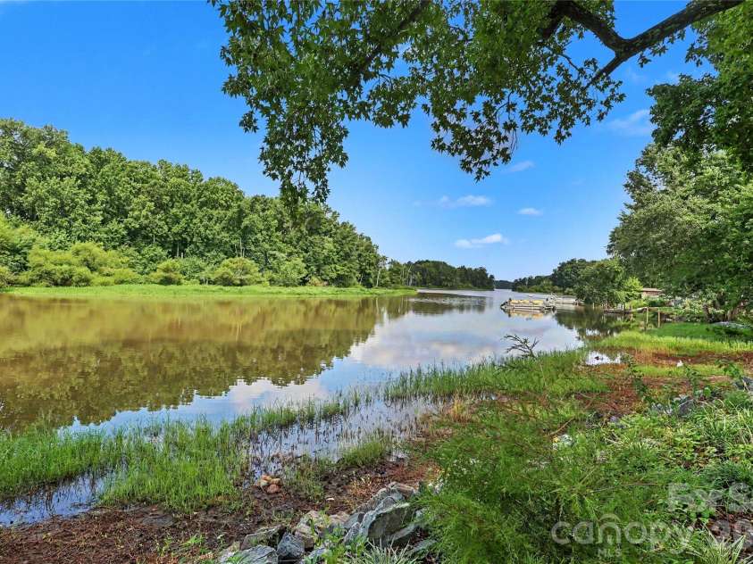 294 Riverview Boulevard, Lexington, NC 27292.  MLS# CAR4403702, YatesRealty ID 40929. 