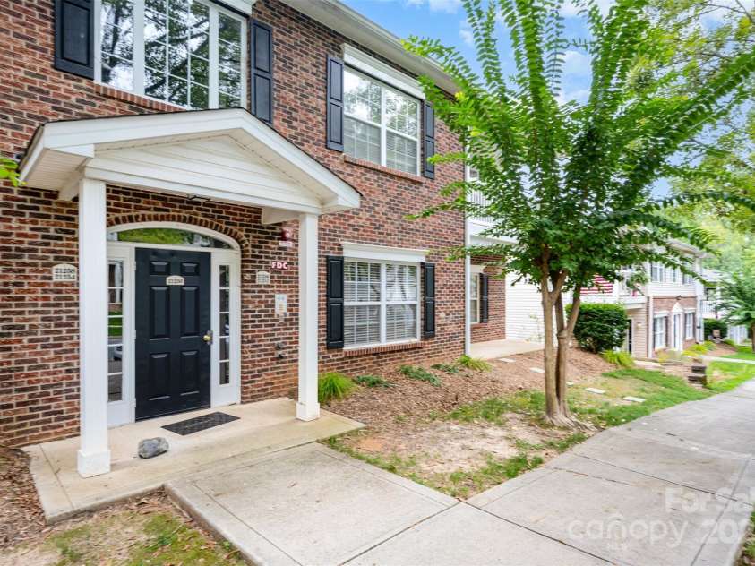 21252 Hickory Street, Cornelius, NC 28031.  MLS# CAR4293001, YatesRealty ID 4093. 