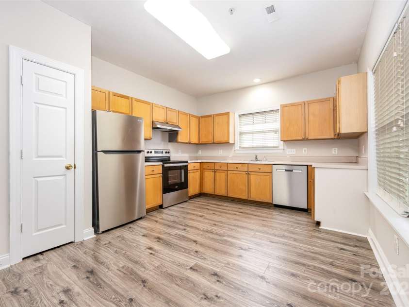 21252 Hickory Street, Cornelius, NC 28031.  MLS# CAR4293001, YatesRealty ID 4093. 