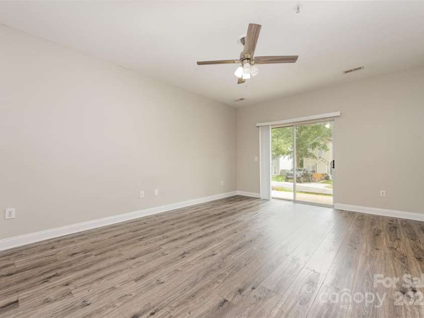 21252 Hickory Street, Cornelius, NC 28031.  MLS# CAR4293001, YatesRealty ID 4093. 