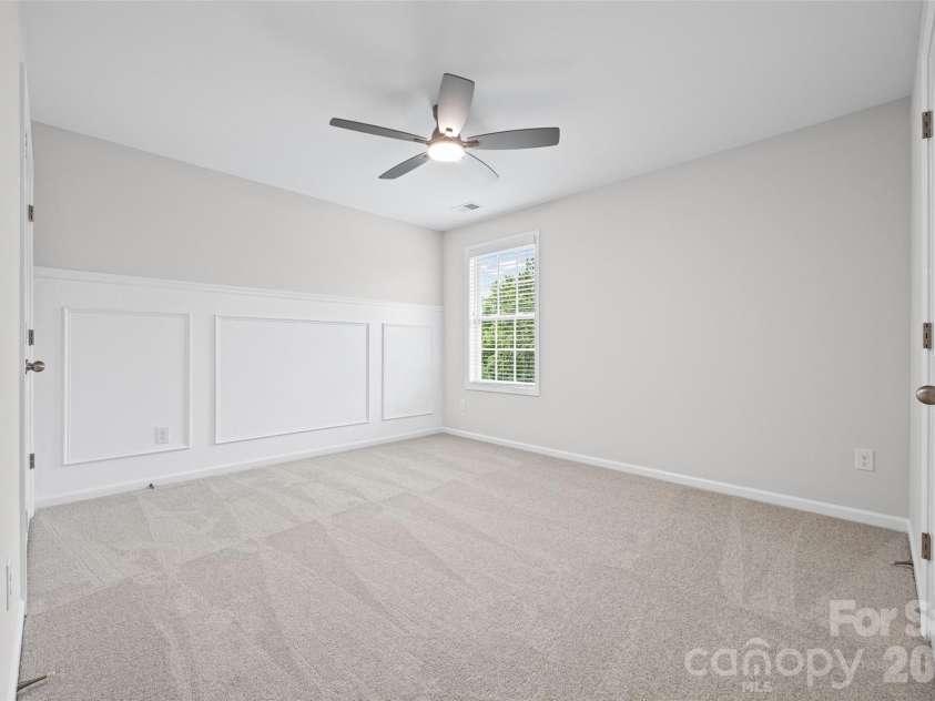 9233 Inverness Bay Road, Charlotte, NC 28278.  MLS# CAR4406001, YatesRealty ID 40933. 