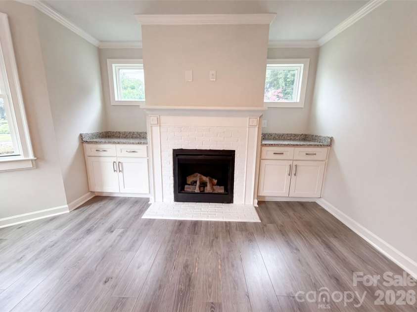 821 Jackson Street, Gastonia, NC 28052.  MLS# CAR4409545, YatesRealty ID 40934. 
