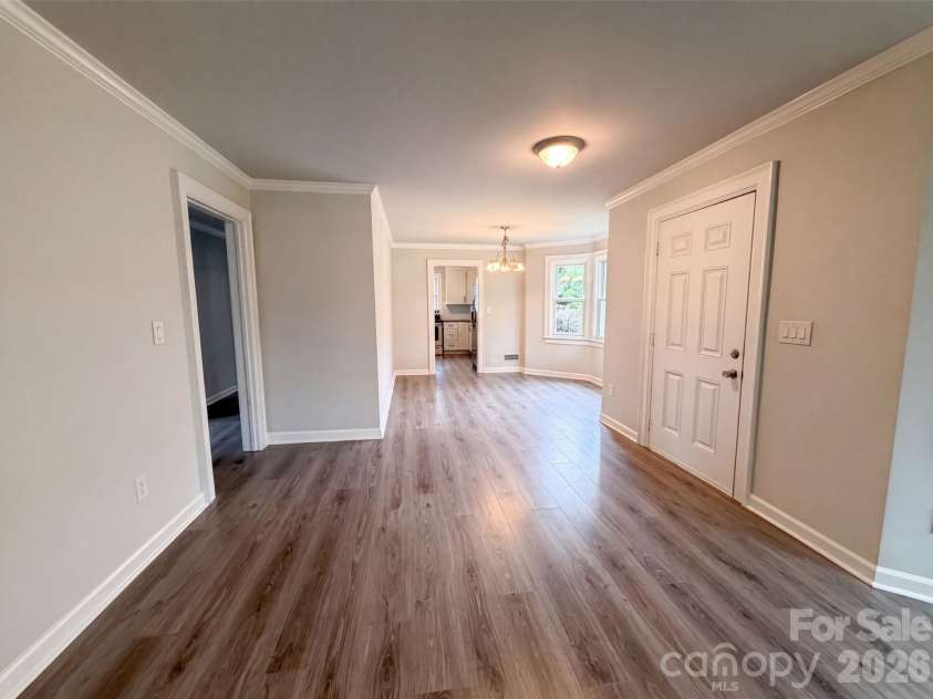821 Jackson Street, Gastonia, NC 28052.  MLS# CAR4409545, YatesRealty ID 40934. 