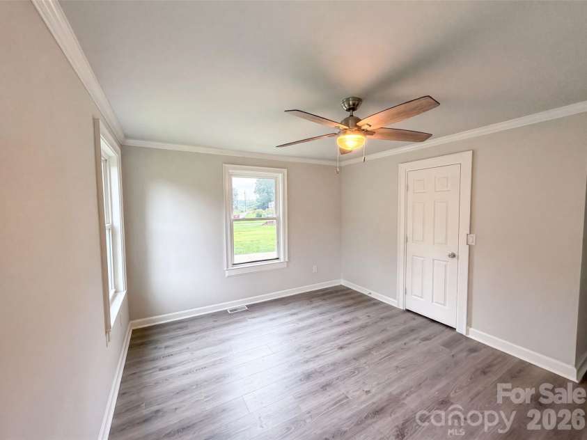 821 Jackson Street, Gastonia, NC 28052.  MLS# CAR4409545, YatesRealty ID 40934. 