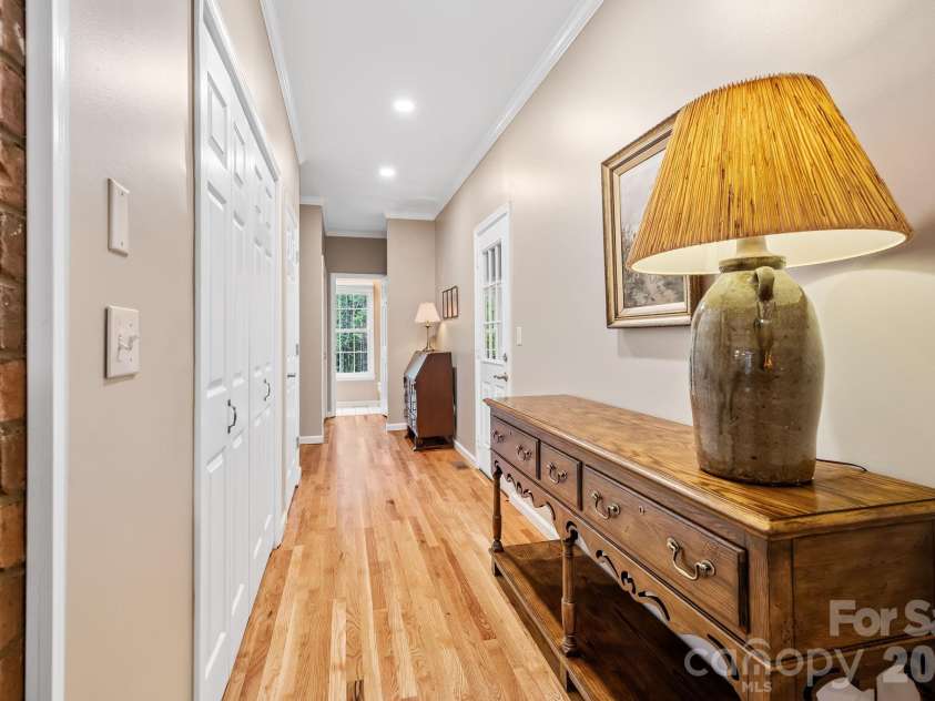 21 Four Oaks Drive, Arden, NC 28704.  MLS# CAR4407060, YatesRealty ID 40936. 