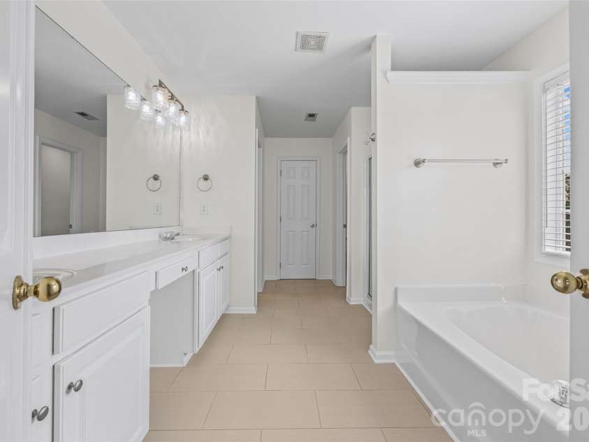 295 Age Old Way, Rock Hill, SC 29732.  MLS# CAR4409027, YatesRealty ID 40937. 
