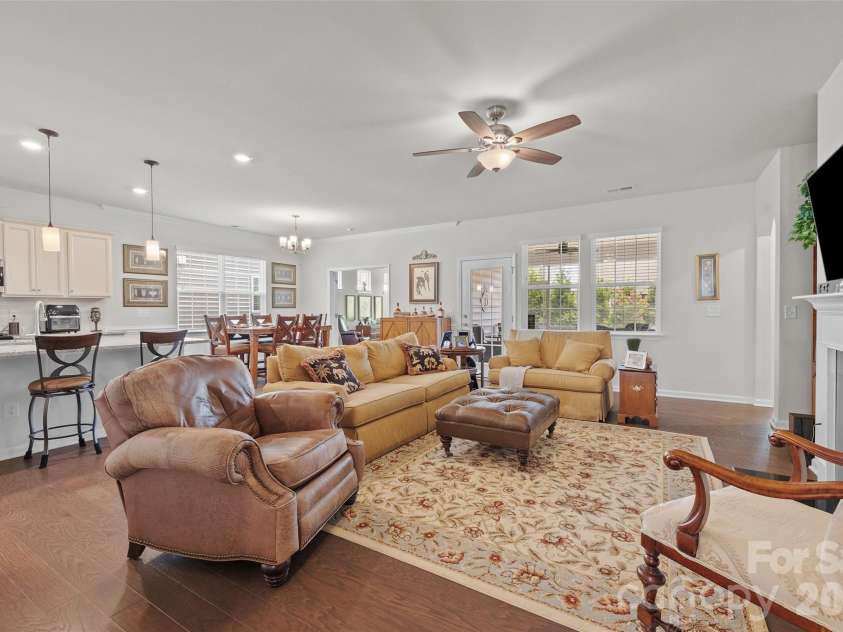 2336 Abundance Lane, Waxhaw, NC 28173.  MLS# CAR4407196, YatesRealty ID 40939. 