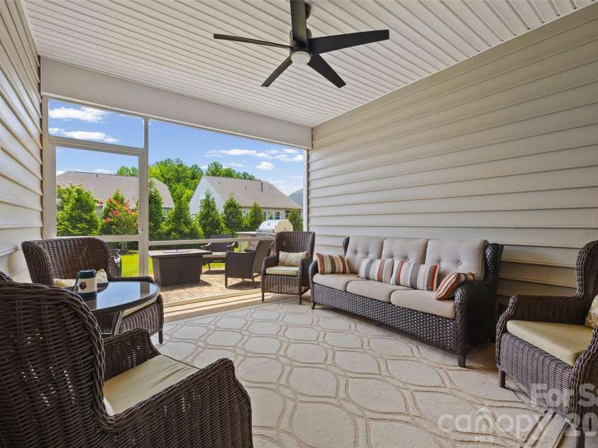 2336 Abundance Lane, Waxhaw, NC 28173.  MLS# CAR4407196, YatesRealty ID 40939. 