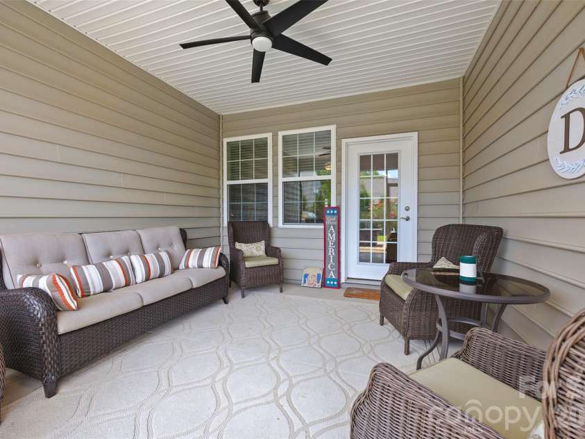 2336 Abundance Lane, Waxhaw, NC 28173.  MLS# CAR4407196, YatesRealty ID 40939. 