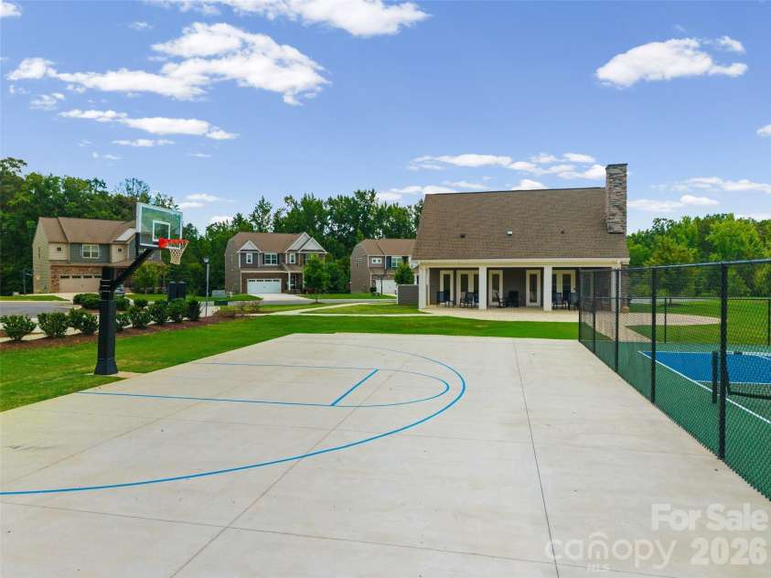 2336 Abundance Lane, Waxhaw, NC 28173.  MLS# CAR4407196, YatesRealty ID 40939. 