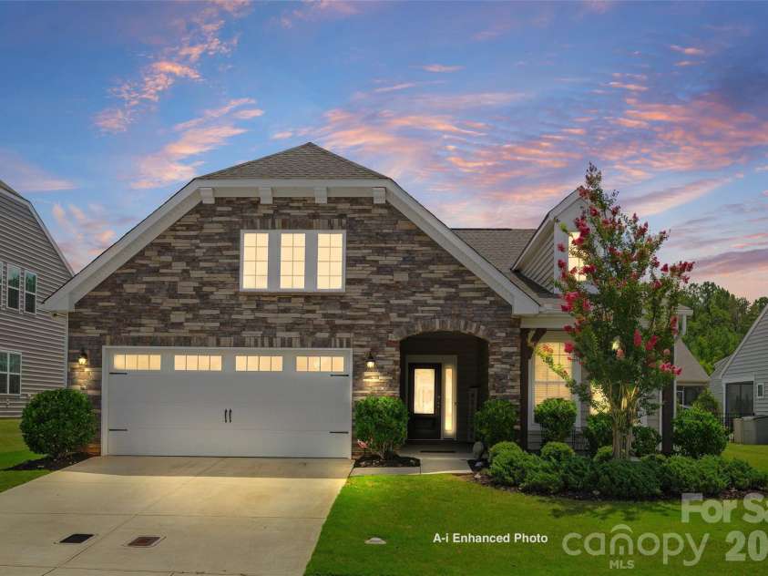 2336 Abundance Lane, Waxhaw, NC 28173.  MLS# CAR4407196, YatesRealty ID 40939. 