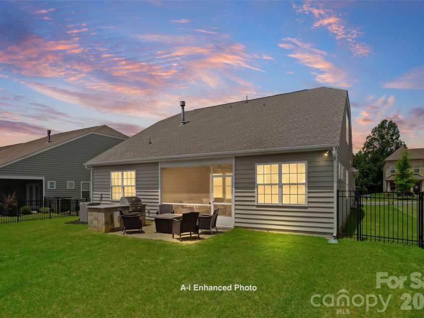 2336 Abundance Lane, Waxhaw, NC 28173.  MLS# CAR4407196, YatesRealty ID 40939. 