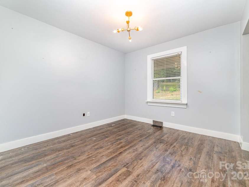 1490 Edisons Bright Way, Newton, NC 28658.  MLS# CAR4287993, YatesRealty ID 4094. 