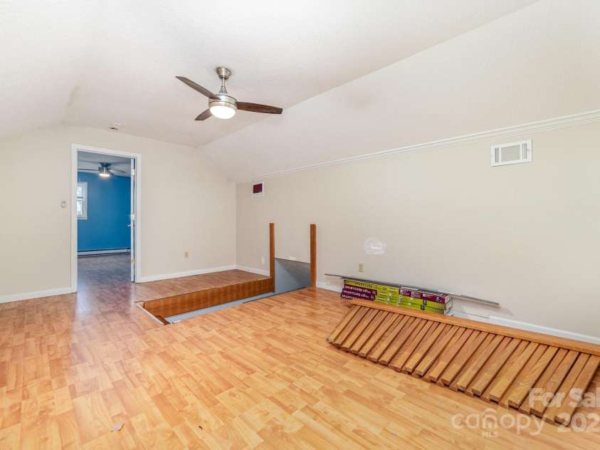 1490 Edisons Bright Way, Newton, NC 28658.  MLS# CAR4287993, YatesRealty ID 4094. 