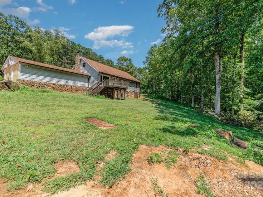1490 Edisons Bright Way, Newton, NC 28658.  MLS# CAR4287993, YatesRealty ID 4094. 
