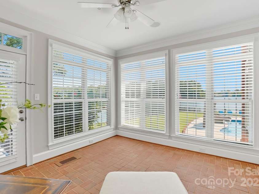 8424 Catawba Cove Drive, Belmont, NC 28012.  MLS# CAR4304261, YatesRealty ID 4094. 