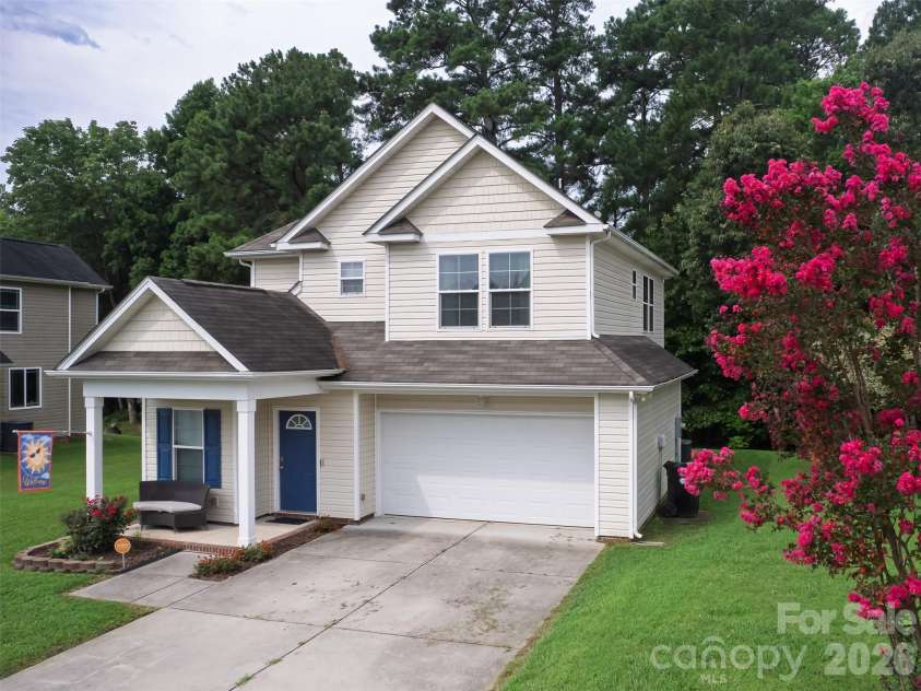 2568 Captains Watch Road, Kannapolis, NC 28083.  MLS# CAR4405919, YatesRealty ID 40940. Front