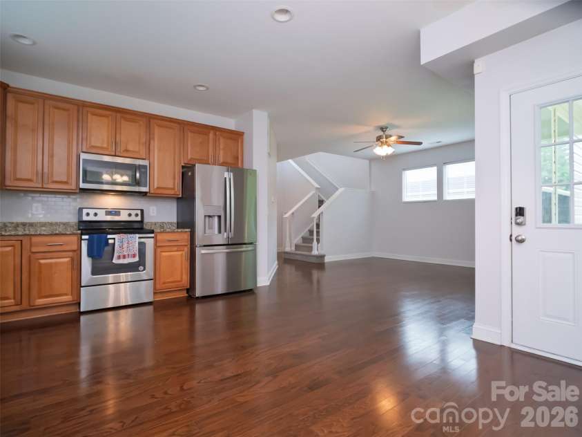 2568 Captains Watch Road, Kannapolis, NC 28083.  MLS# CAR4405919, YatesRealty ID 40940. Kitchen