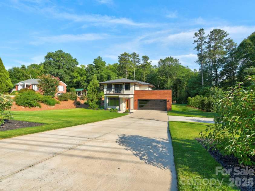 815 Burrage Road, Concord, NC 28025.  MLS# CAR4407856, YatesRealty ID 40942. 