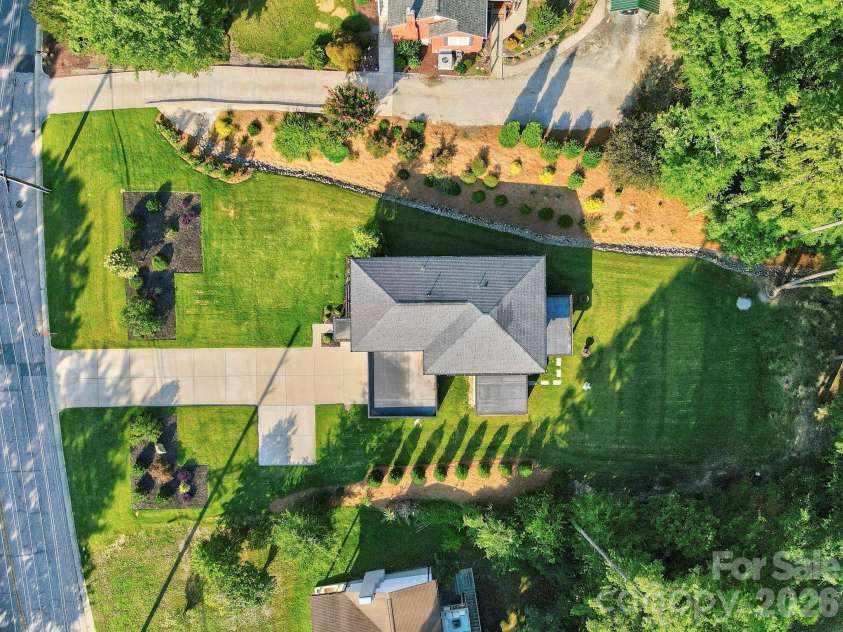 815 Burrage Road, Concord, NC 28025.  MLS# CAR4407856, YatesRealty ID 40942. 