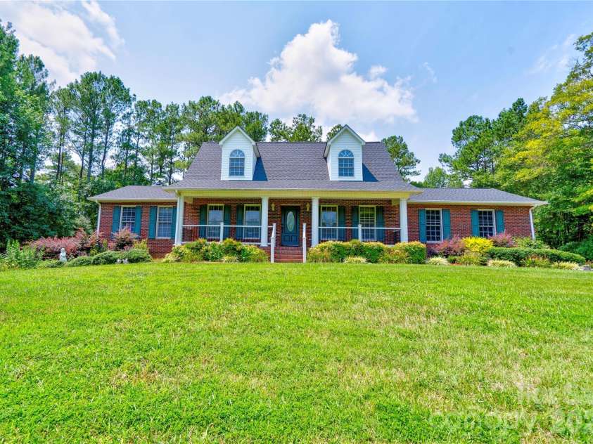 189 Hazelhurst Lane, Mooresboro, NC 28114.  MLS# CAR4407658, YatesRealty ID 40945. 